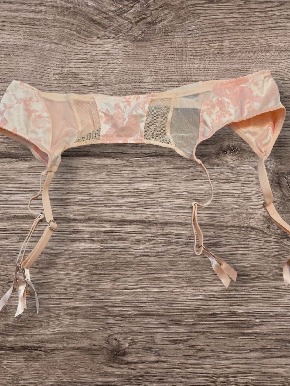 Victoria's Secret Pink & Cream Floral Lace Garter Belt